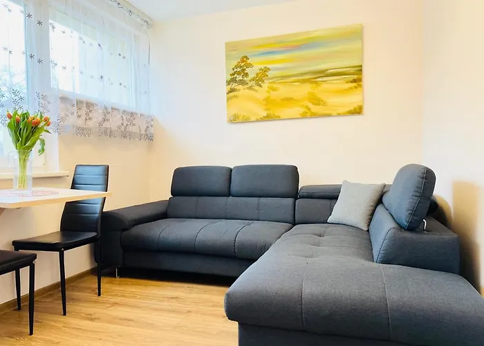 Grazus Butas, Ramioje Kaiminysteje, Netoli Juros * Palanga